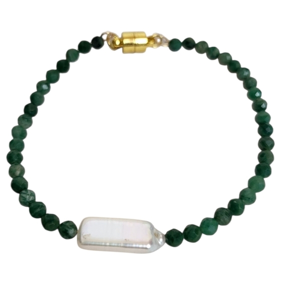 Labradorite Biwa Stick Pearl Beaded Magnetic Bracelet - Picture 3 of 4